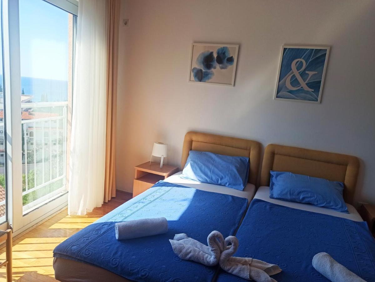 בודווה Apartments Mitende מראה חיצוני תמונה