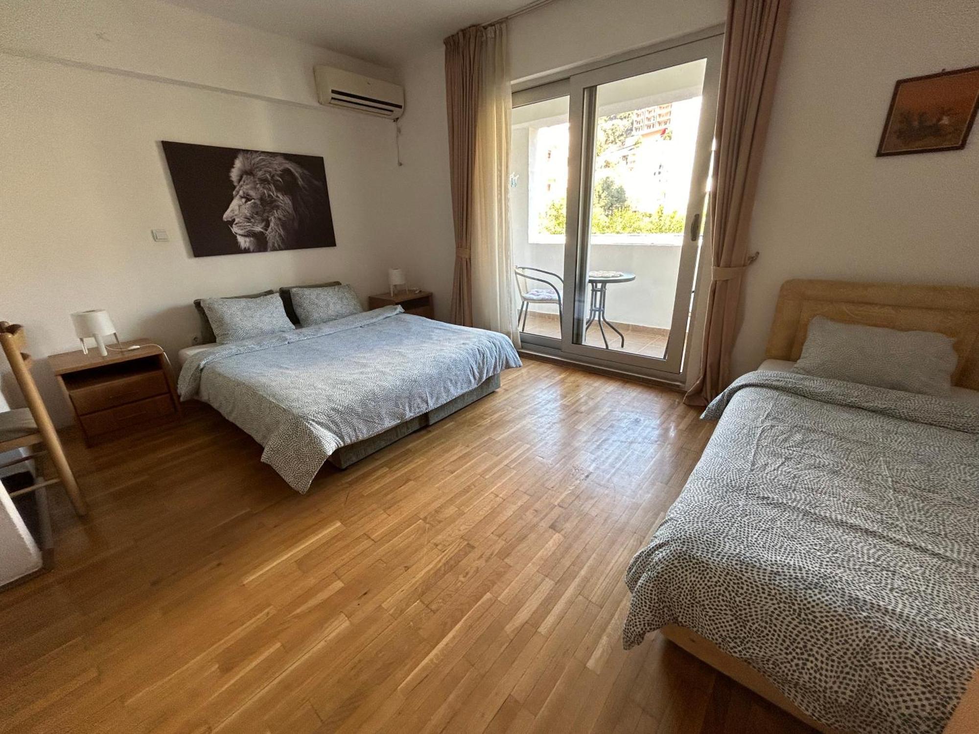 בודווה Apartments Mitende מראה חיצוני תמונה
